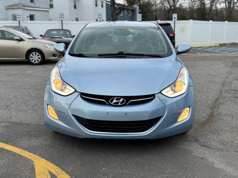 2012 Hyundai Elantra - Image 3 of 12