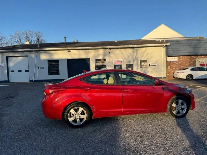 2012 Hyundai Elantra - Image 12 of 12