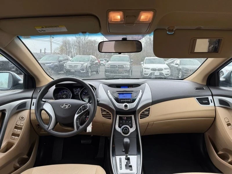 2012 Hyundai Elantra - Image 12 of 12