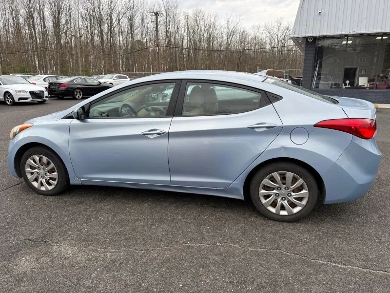 2012 Hyundai Elantra - Image 3 of 12