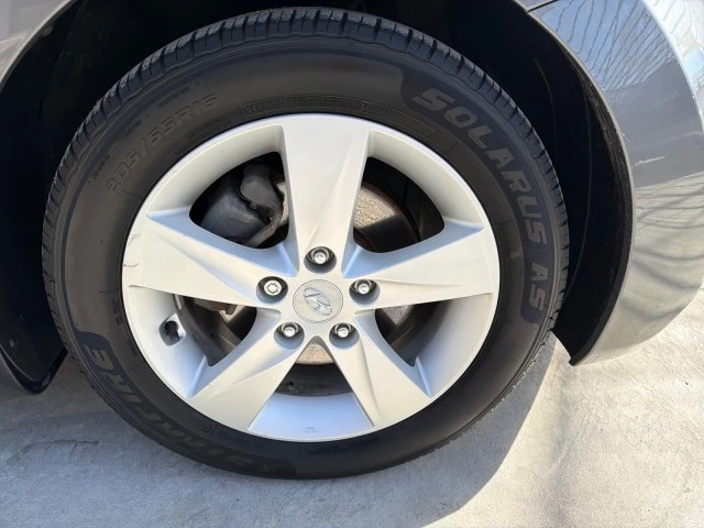 2012 Hyundai Elantra - Image 20 of 21