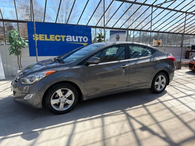 2012 Hyundai Elantra - Image 13 of 21