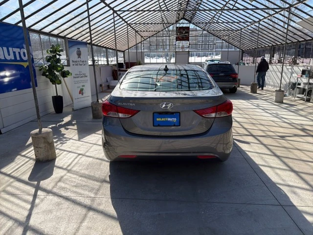 2012 Hyundai Elantra - Image 8 of 21