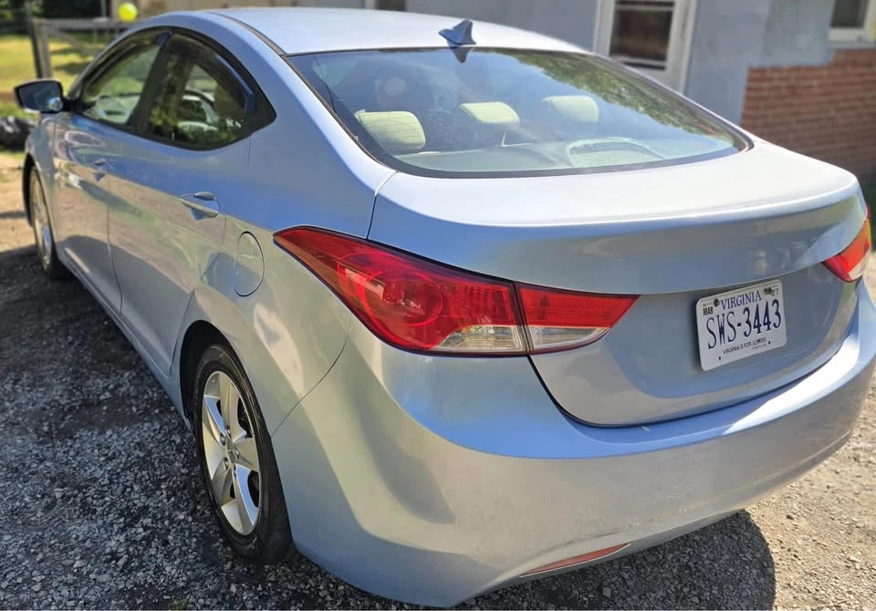 2012 Hyundai Elantra - Image 11 of 11