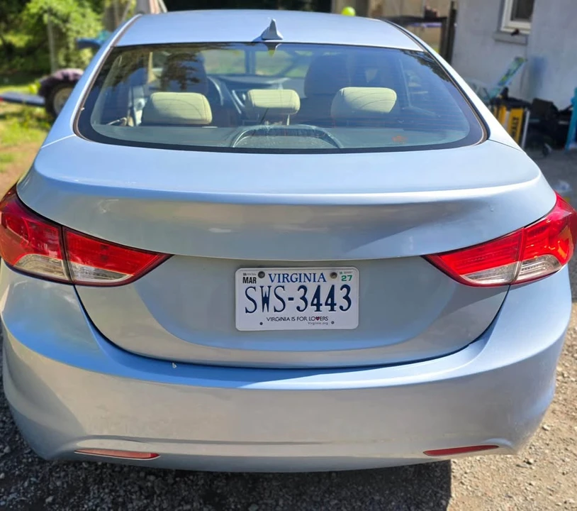 2012 Hyundai Elantra - Image 6 of 11