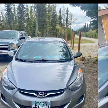 2012 Hyundai Elantra Hybrid Blue HEV Sedan 4D