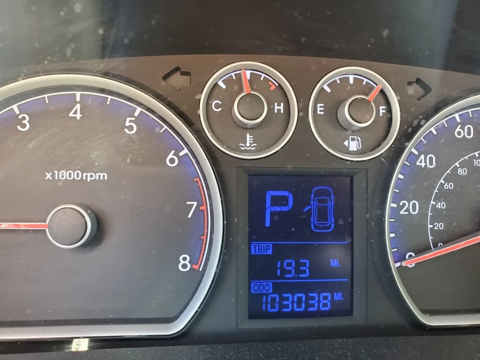 2012 Hyundai Elantra - Image 8 of 16