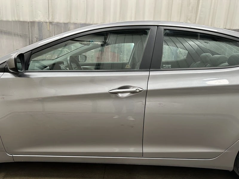 2012 Hyundai Elantra - Image 12 of 21