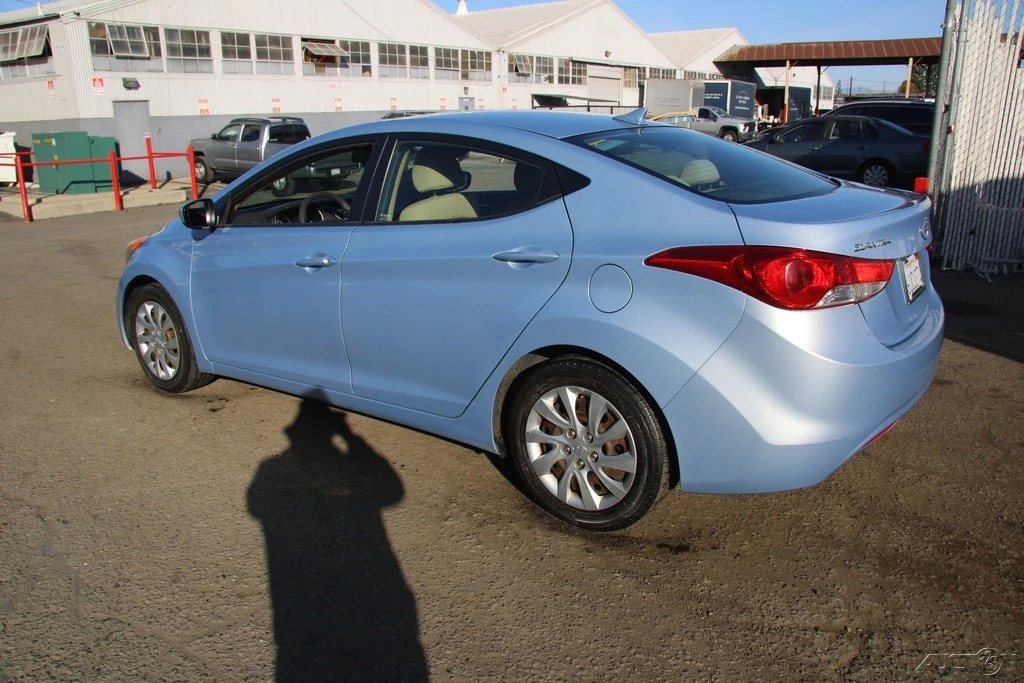 2012 Hyundai Elantra - Image 4 of 21