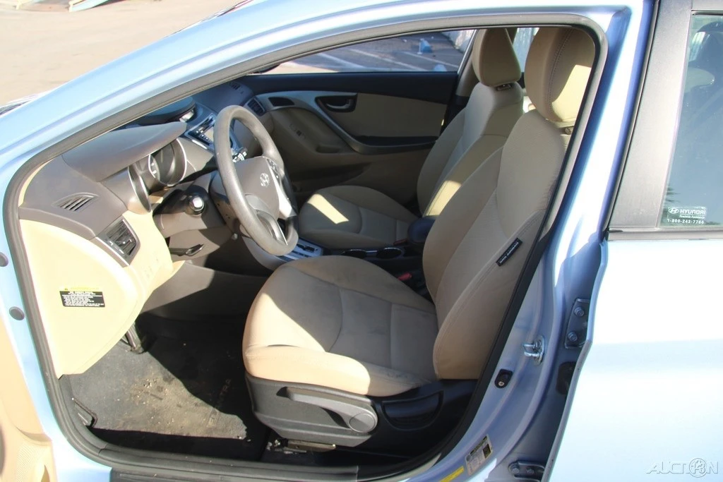 2012 Hyundai Elantra - Image 12 of 21