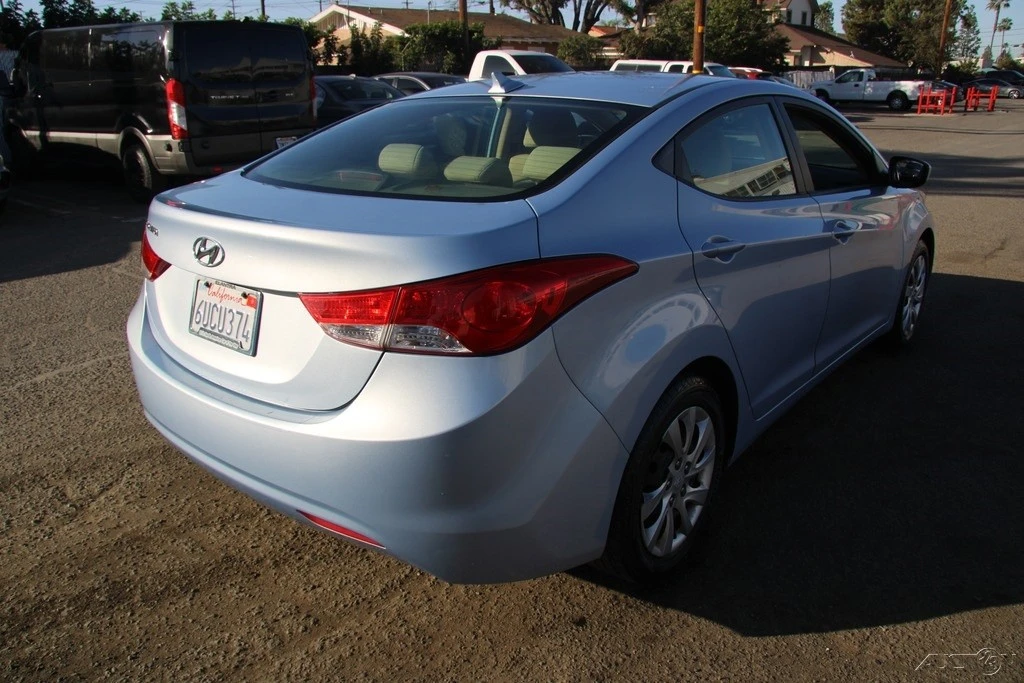2012 Hyundai Elantra - Image 6 of 21