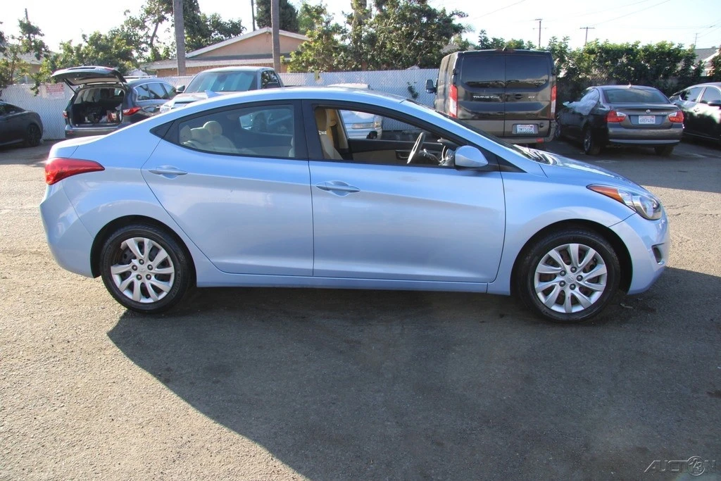 2012 Hyundai Elantra - Image 7 of 21