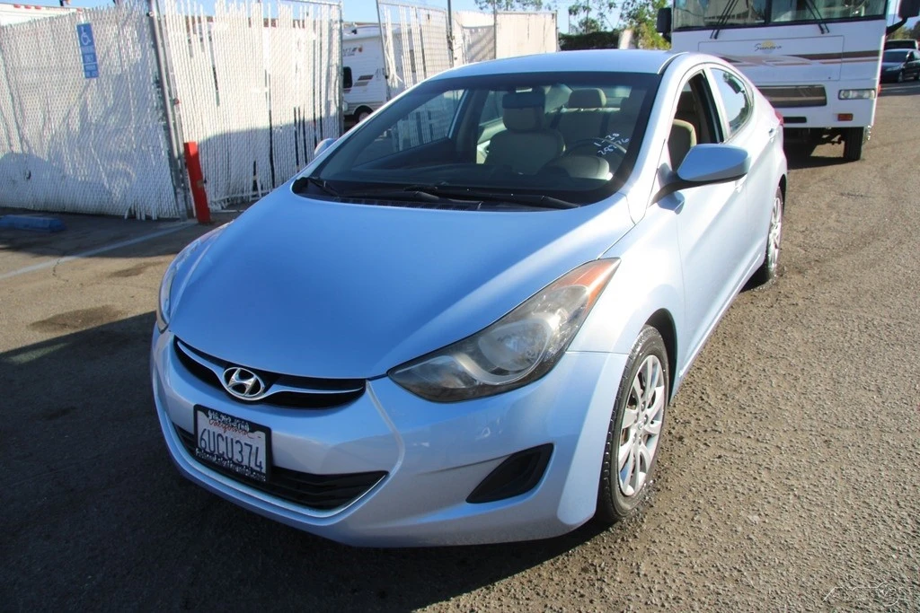 2012 Hyundai Elantra - Image 2 of 21