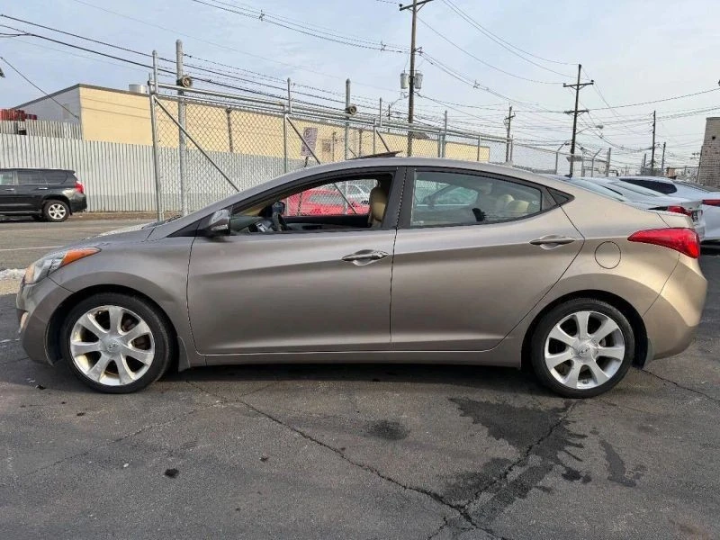 2012 Hyundai Elantra - Image 3 of 12