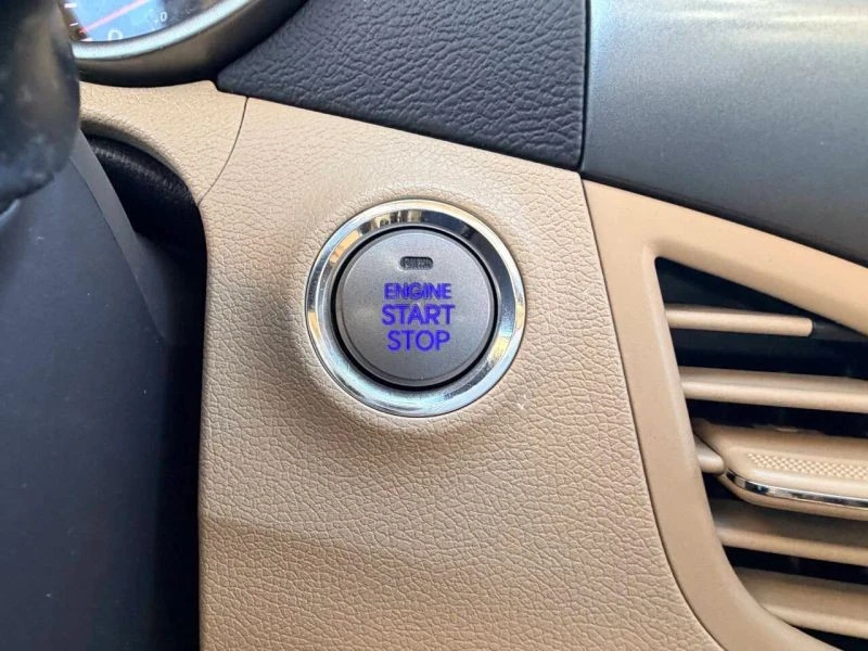 2012 Hyundai Elantra - Image 12 of 12