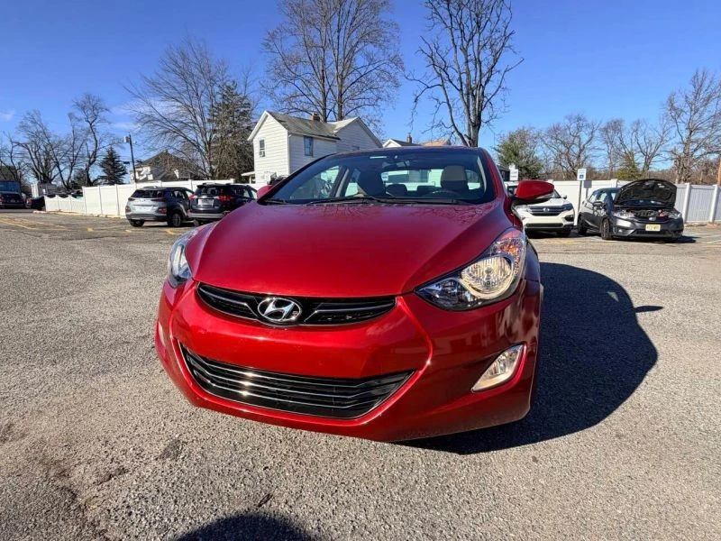 2012 Hyundai Elantra - Image 2 of 12