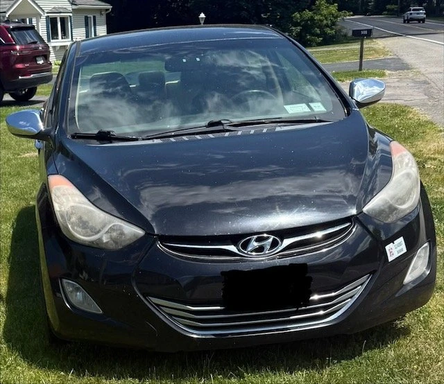 2012 Hyundai Elantra - Image 3 of 10