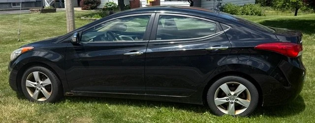 2012 Hyundai Elantra - Image 2 of 10
