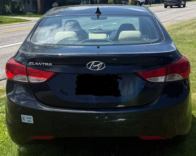 2012 Hyundai Elantra - Image 4 of 10