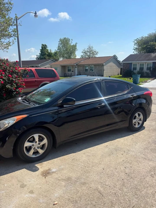 2012 Hyundai Elantra - Image 3 of 6