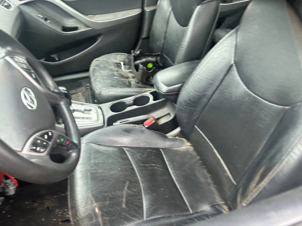 2012 Hyundai Elantra - Image 10 of 10