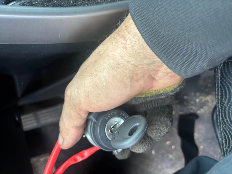 2012 Hyundai Elantra - Image 3 of 10