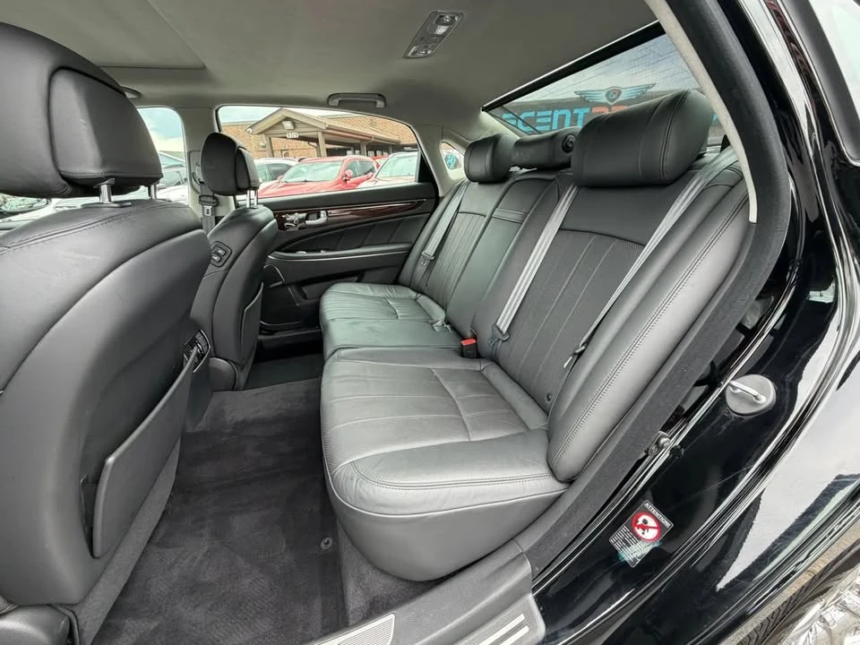 2012 Hyundai Equus - Image 10 of 18
