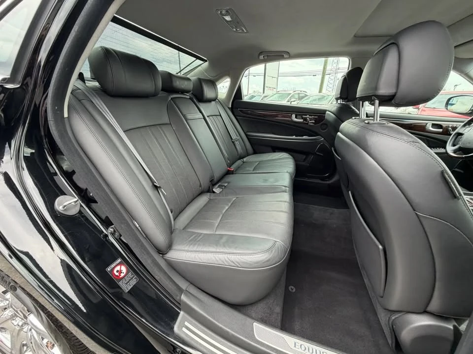 2012 Hyundai Equus - Image 13 of 18