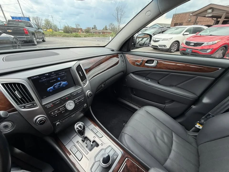 2012 Hyundai Equus - Image 18 of 18