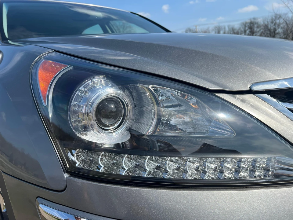 2012 Hyundai Equus - Image 18 of 31