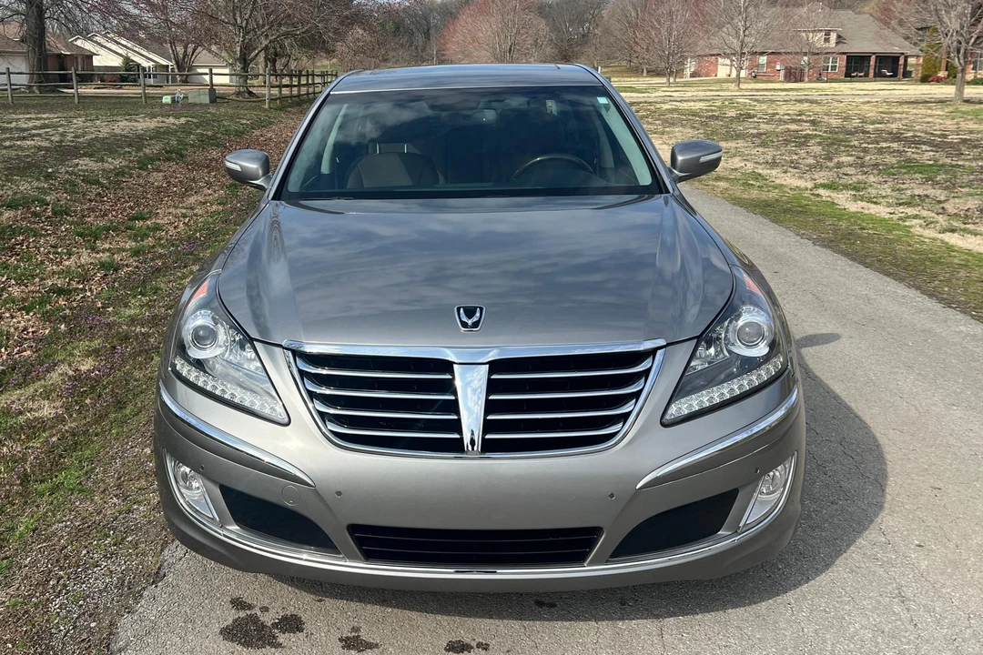 2012 Hyundai Equus - Image 2 of 31