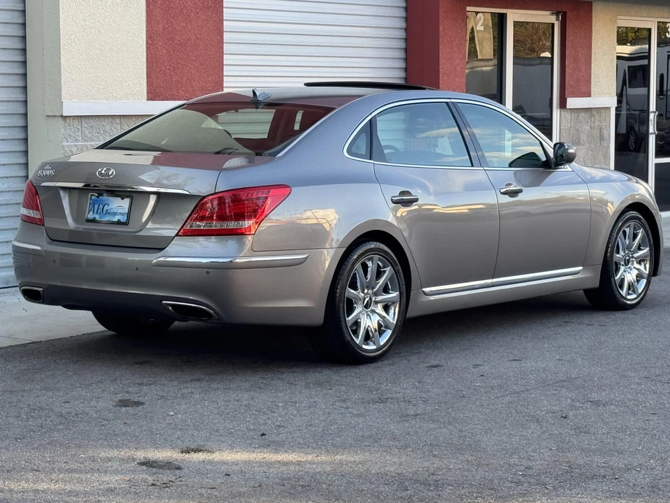 2012 Hyundai Equus - Image 20 of 31