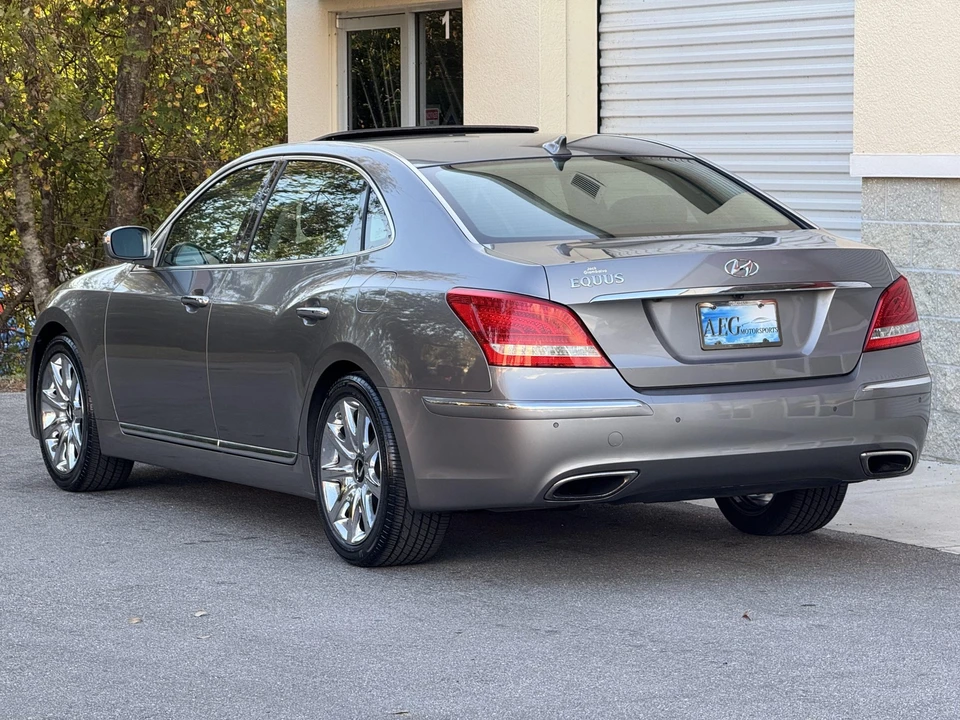 2012 Hyundai Equus - Image 29 of 31