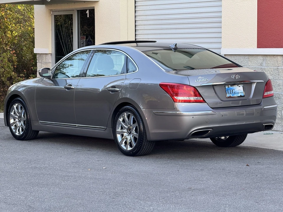 2012 Hyundai Equus - Image 30 of 31