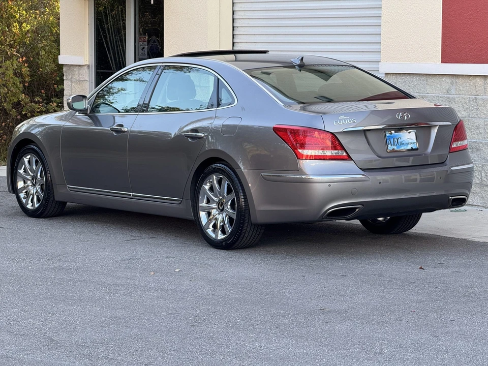 2012 Hyundai Equus - Image 31 of 31
