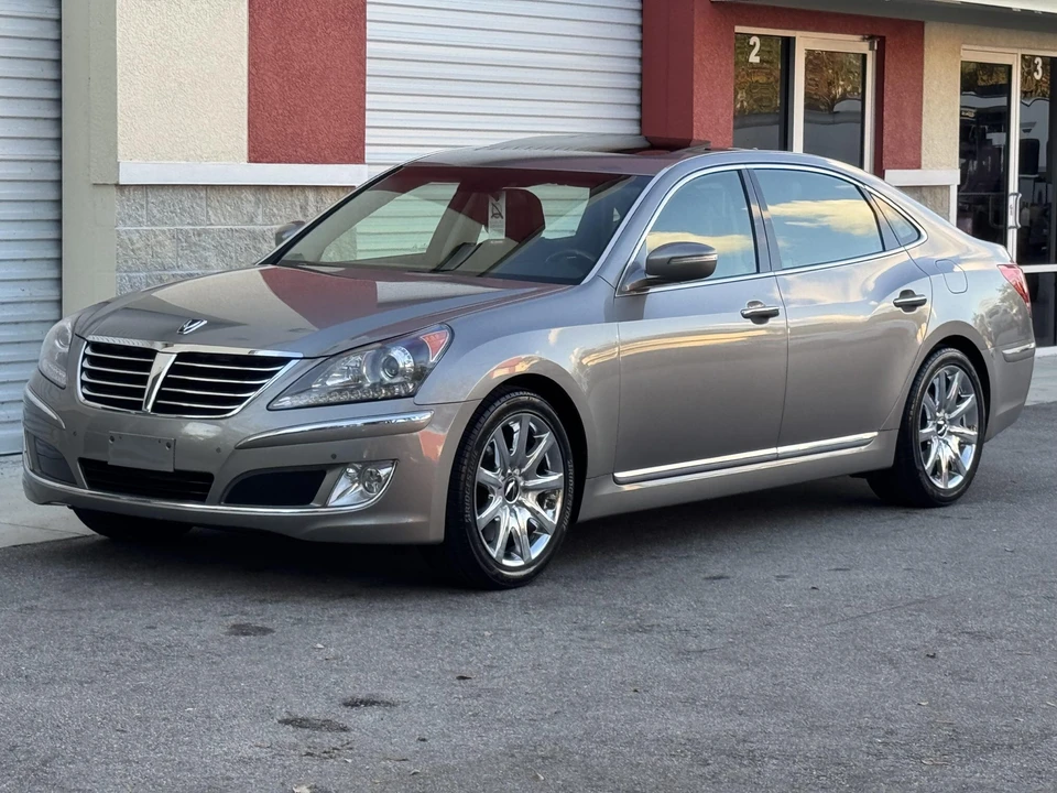 2012 Hyundai Equus - Image 2 of 31