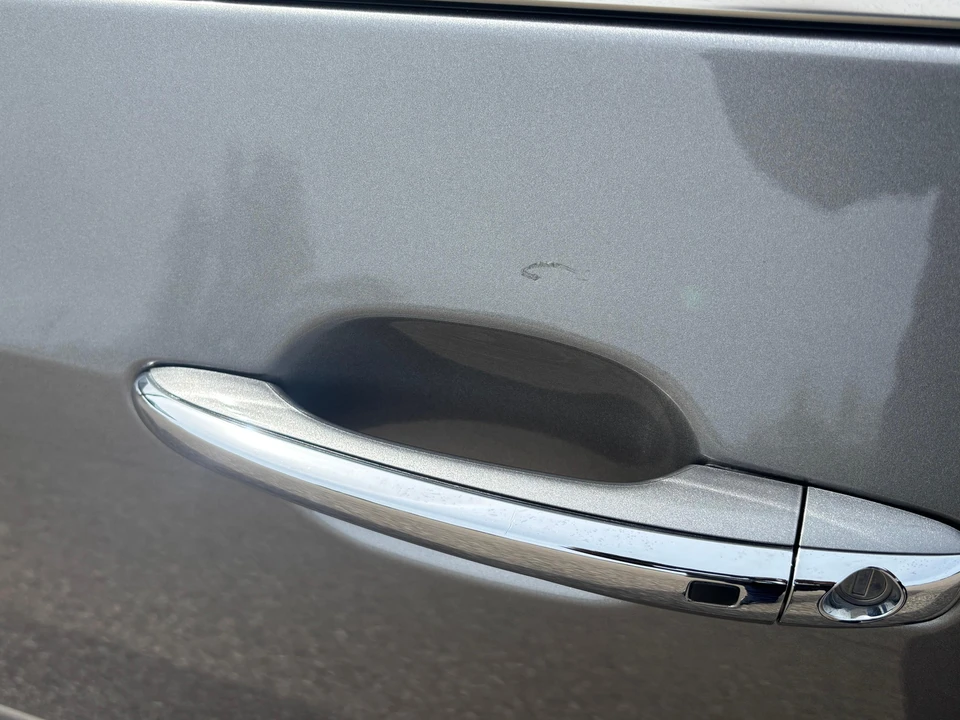 2012 Hyundai Equus - Image 18 of 31