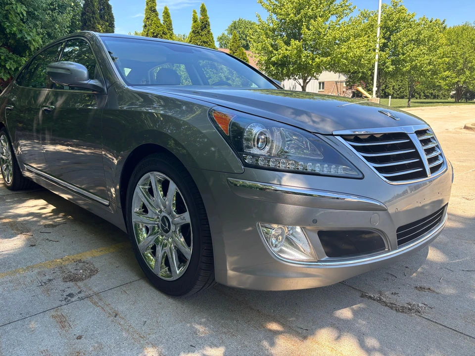2012 Hyundai Equus - Image 11 of 31