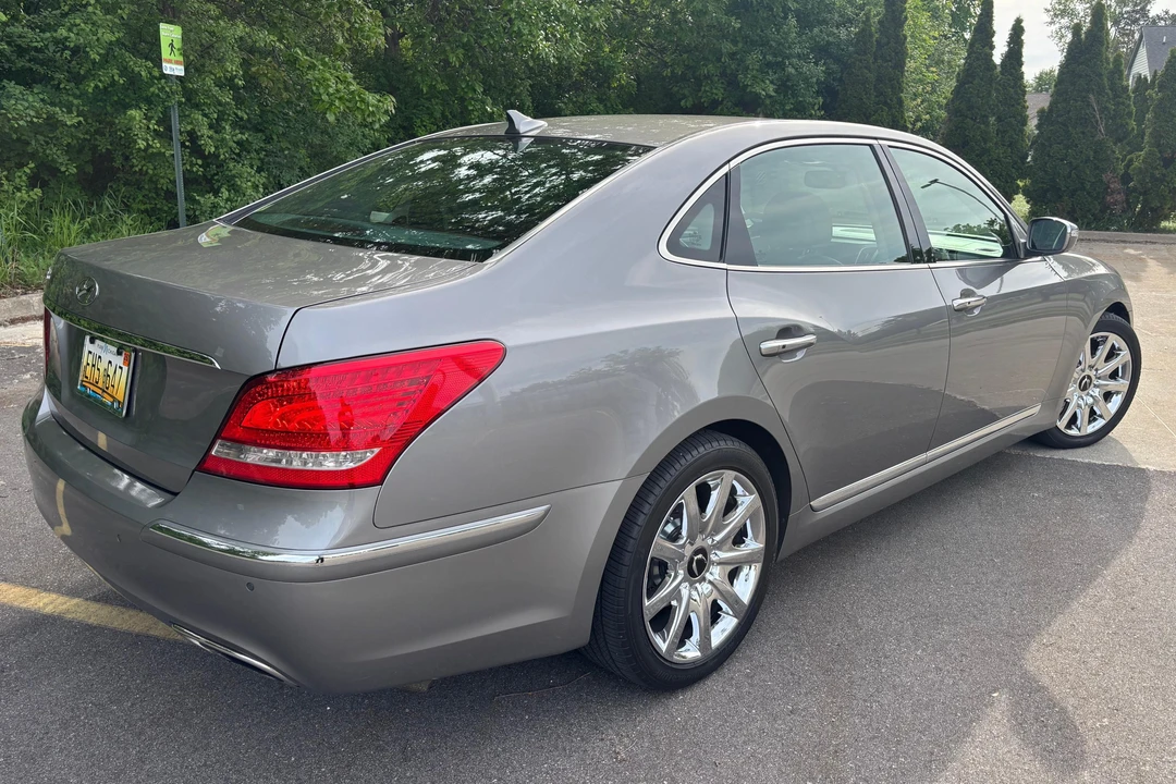 2012 Hyundai Equus - Image 4 of 31