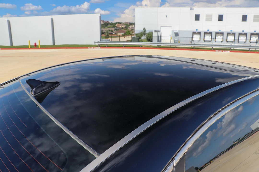 2012 Hyundai Equus - Image 18 of 23