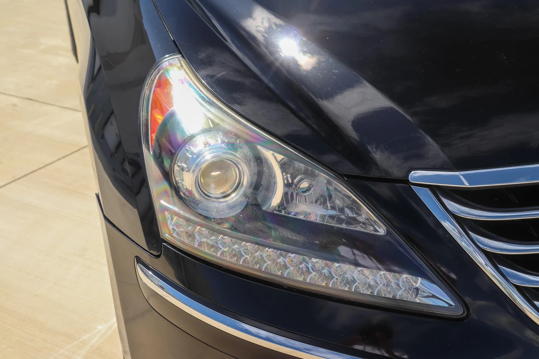 2012 Hyundai Equus - Image 11 of 23