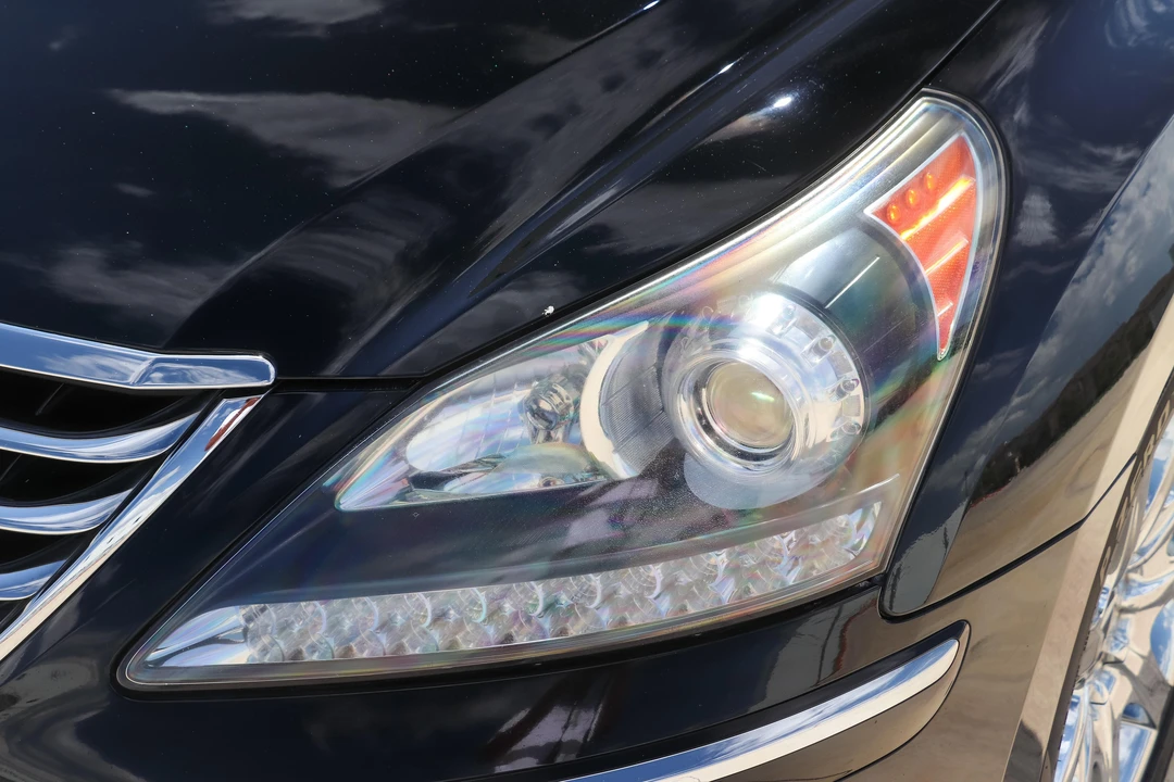 2012 Hyundai Equus - Image 12 of 23