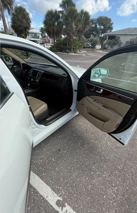 2012 Hyundai Equus - Image 9 of 21