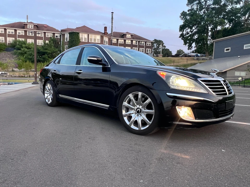 2012 Hyundai Equus - Image 19 of 31