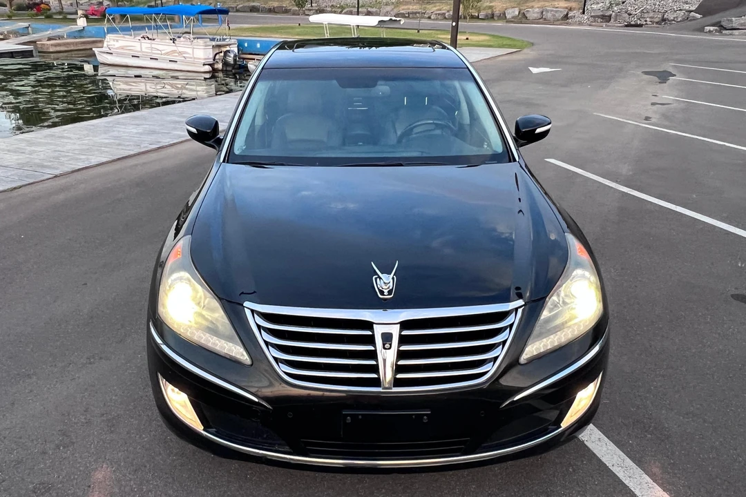 2012 Hyundai Equus - Image 2 of 31