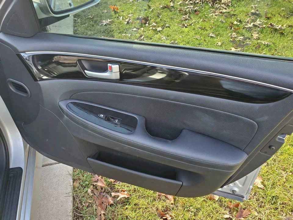 2012 Hyundai Genesis - Image 4 of 7