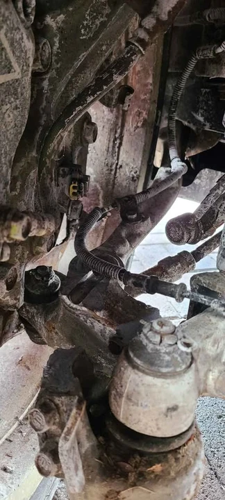 2012 Hyundai Genesis - Image 5 of 7