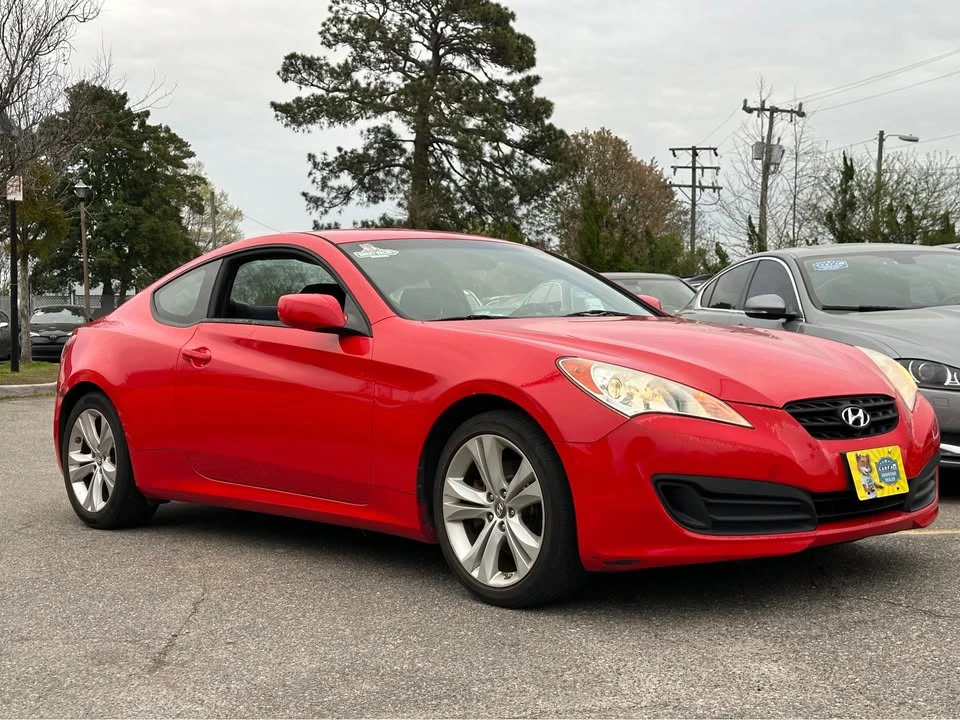 2012 Hyundai Genesis - Image 3 of 20