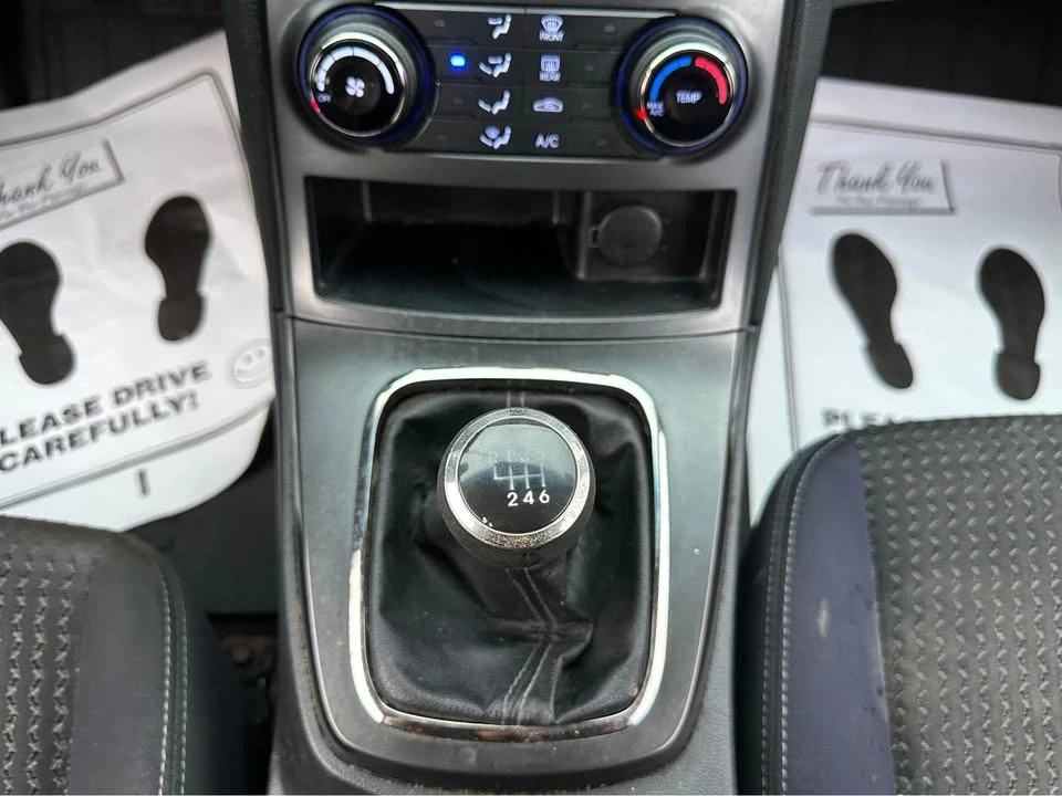 2012 Hyundai Genesis - Image 16 of 20