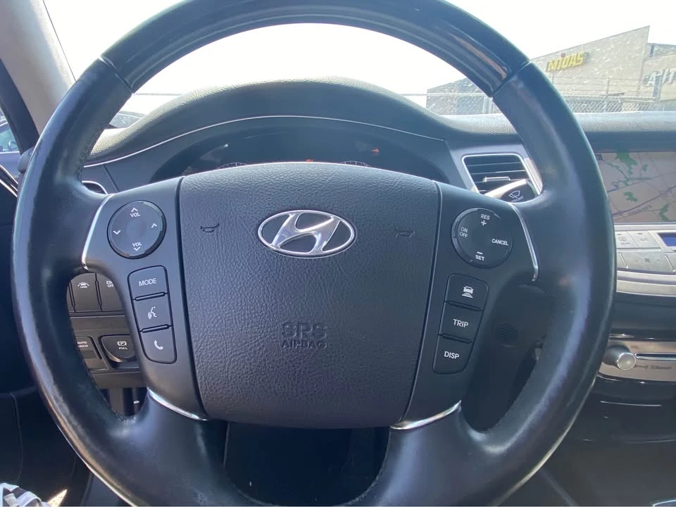 2012 Hyundai Genesis - Image 10 of 14